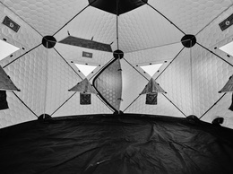 Ice Hub 600 Tent 367x 318x 210cm